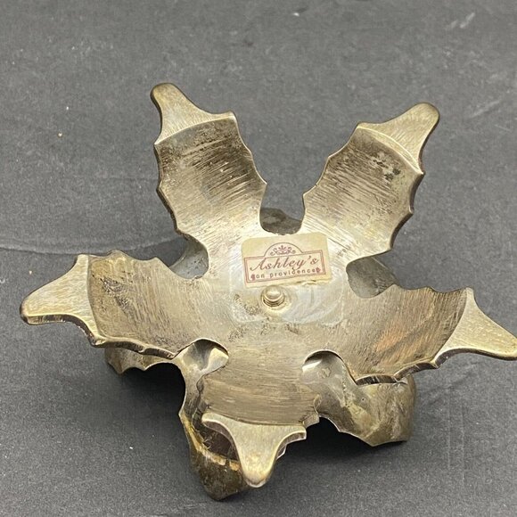 Vintage Silver Plate Brass Candlestick holders Leaf Poinsettia Set Of‎ 2 Floral - Picture 4 of 10